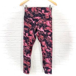 Size 6 lululemon athletica Pink & Black Abstract Print High-Rise 23in Leggings